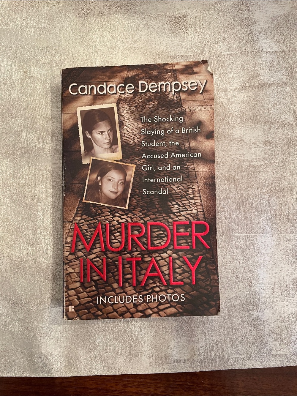 Murder in Italy by Candace Dempsey - Brown Cover with Red Title